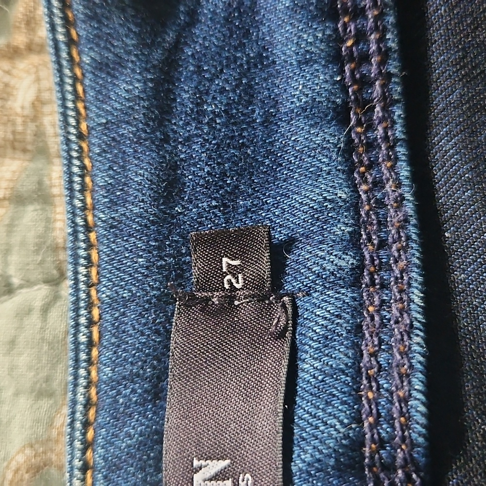 Women's Hudson's Blue Jeans - Picture 4 of 4